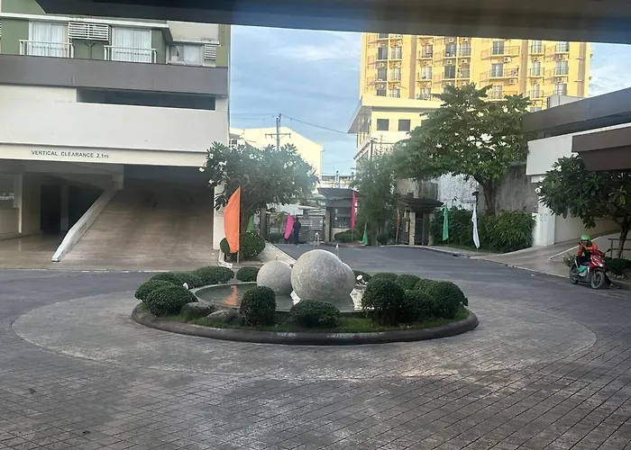 1 Bedroom Unit In Bamboo Bay Apartment *